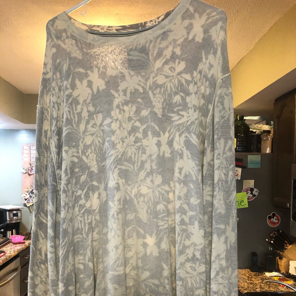 Tommy Bahama Sweater